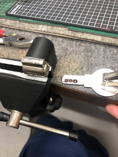 電動自転車の鍵作製